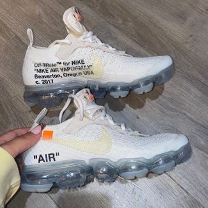 OFF WHITE X NIKE VAPORMAX SNEAKERS
